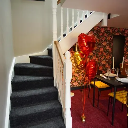 Charming 2-bed House In West Cork Cupid's