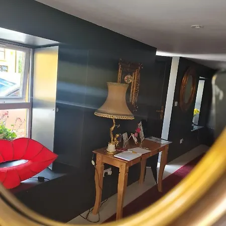 Charming 2-bed House In West Cork Cupid's *